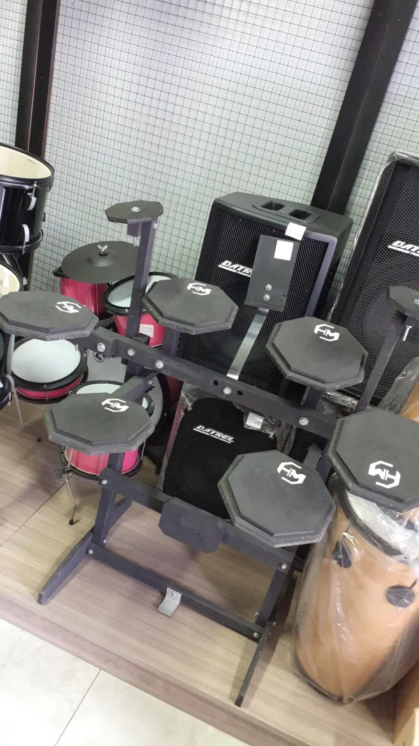 Kit de treino para bateria e caixas de som