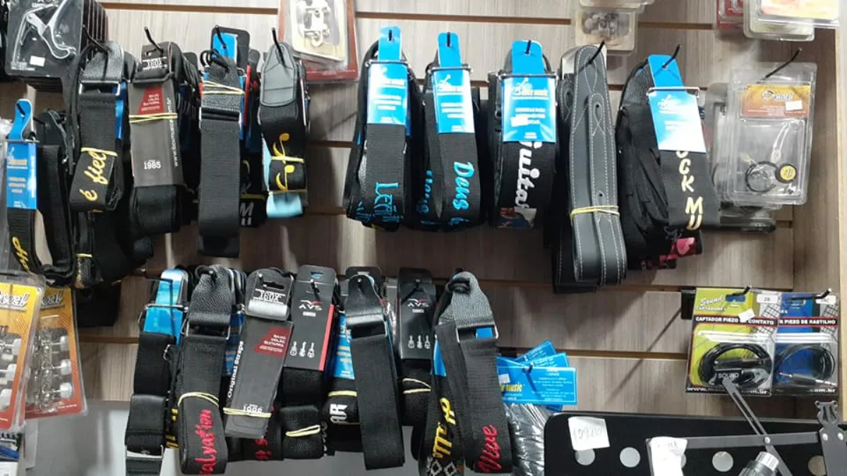 Correias, cabos e acessórios para instrumentos musicais
